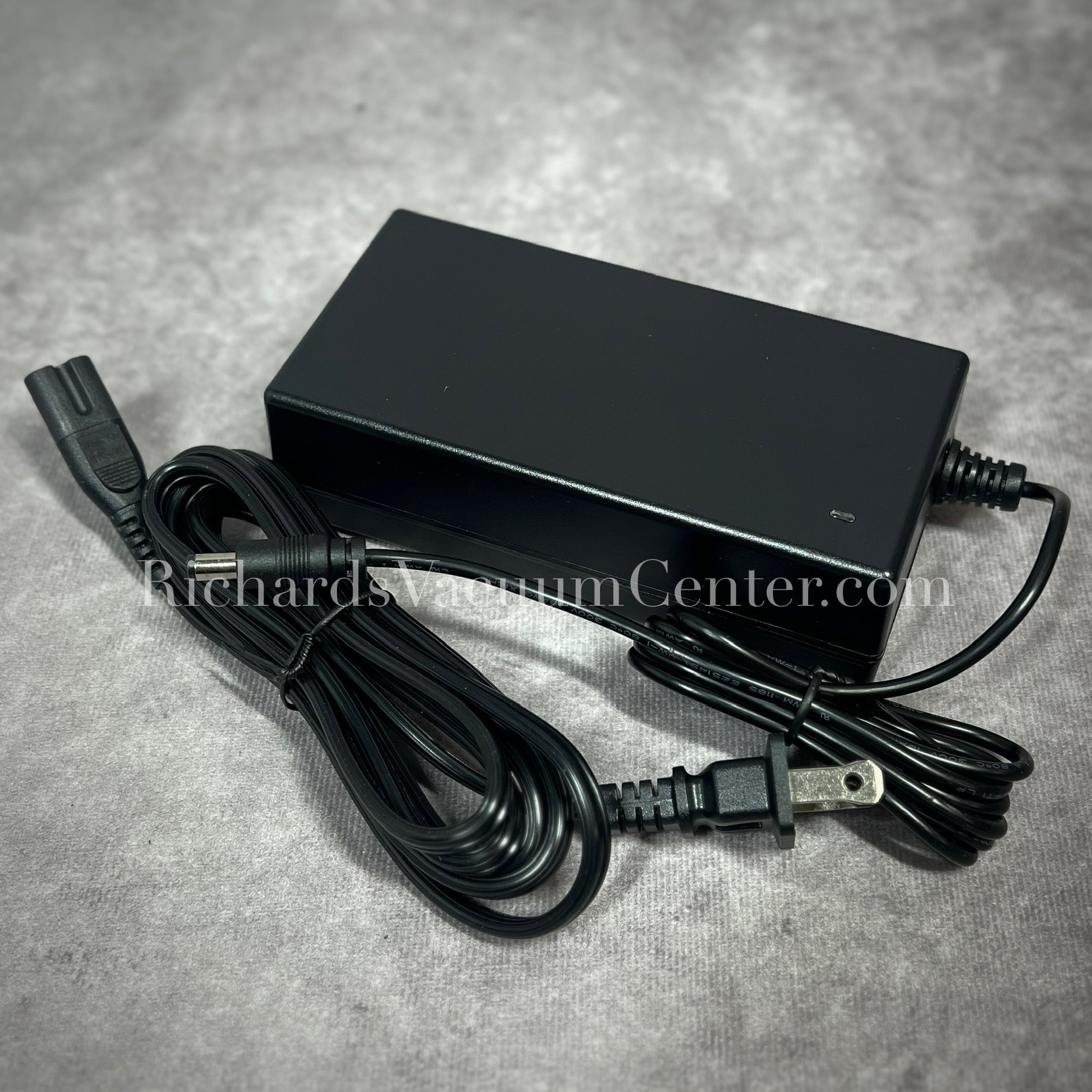 Battery Charger for R10CV Cordless Vacuum
