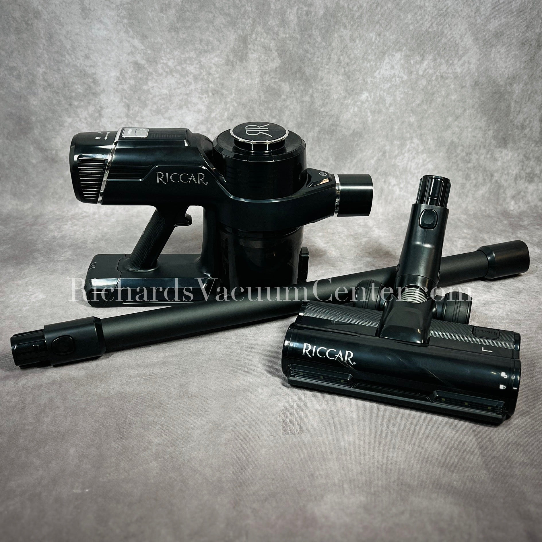 R65 Stick Vacuum