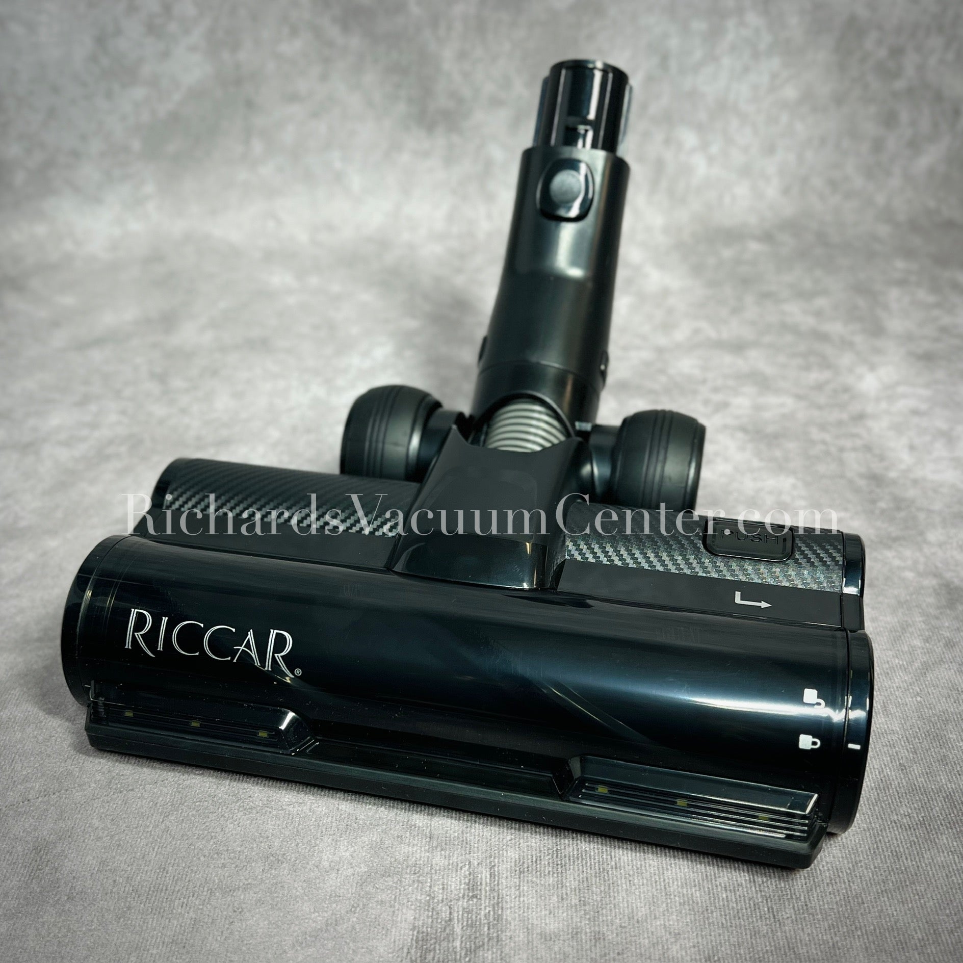 R65 Stick Vacuum